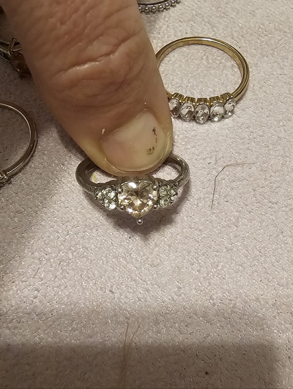 Lot Of 13 Rings - Picture 4 of 4
